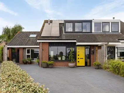 Twee-onder-één-kap te koop: De Wendel 27, Burum Burum