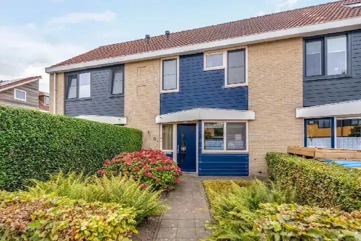 Tussenwoning te koop: De wiezeboom 24, Nieuwe gagels Steenwijk