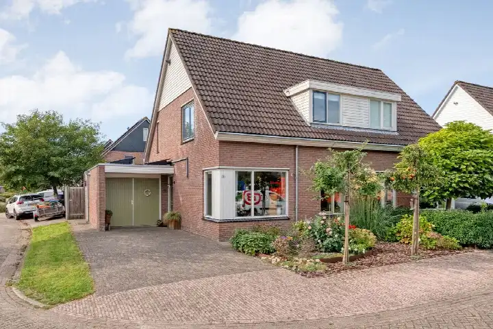 Semi-detached for sale: De Wilgen 9, Koekange Koekange