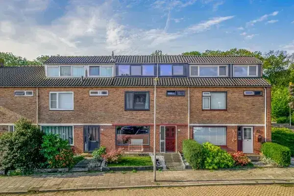 Terraced house for sale: De Zeeg 60, Centrum Oost Barendrecht