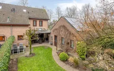 Twee-onder-één-kap te koop: De Mortel 10, Hooge Mierde Hooge Mierde