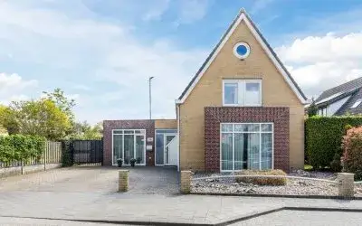 Vrijstaande woning te koop: de Polderstraat 110, Heijningen Heijningen