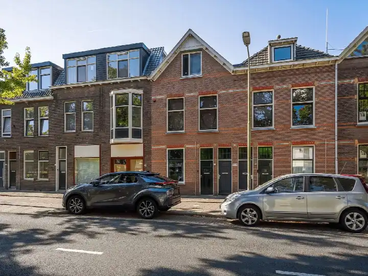 Apartment for sale: Delfgauwseweg 147, Wippolder-Noord Delft