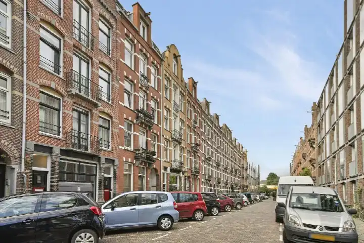 Studio te koop: Delistraat 36G, Timorpleinbuurt-Noord Amsterdam