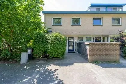 Corner house for rent: Delle Alpihof 26, Park de Meer Amsterdam