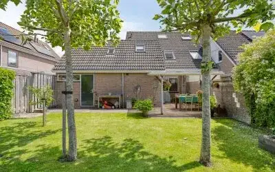 Twee-onder-één-kap te koop: Delmer 18, Vledder Vledder