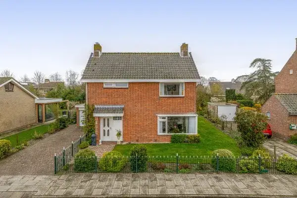 Vrijstaande woning te koop: Deltastraat 4, Scharendijke Scharendijke