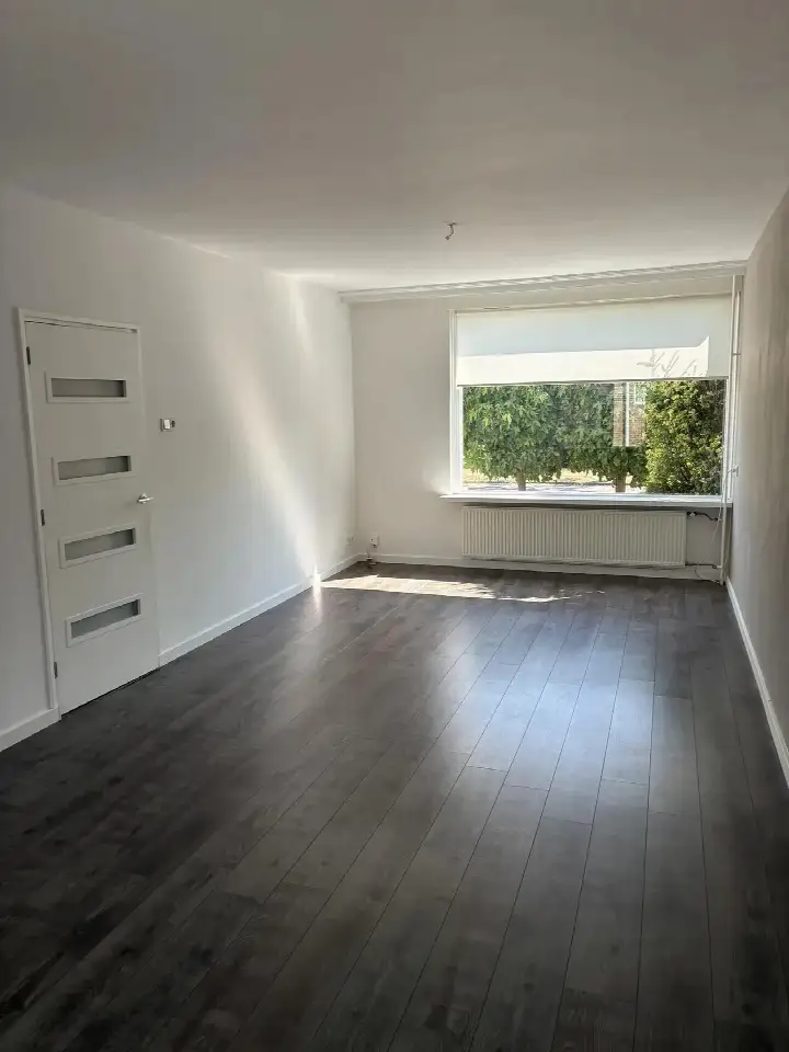 Tussenwoning te koop: Dendermondestraat 15, Biesdonk Breda