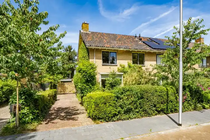 Hoekwoning te koop: Dennenhorst 22, Driebergen-Oost en Zuid Driebergen-Rijsenburg