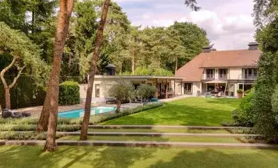 Vrijstaande woning te koop: Dennenlaan 12, Villapark Vught