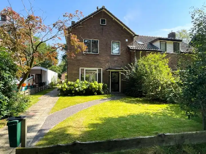 Woning te huur: Dennenlaan, Hollandsche Rading Kern Hollandsche Rading