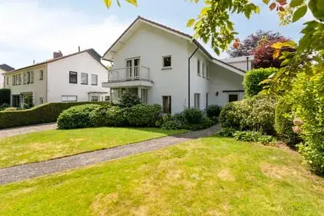 Detached house for sale: Dennenweg 13, Velp-Noord boven spoorlijn Velp (Ge)