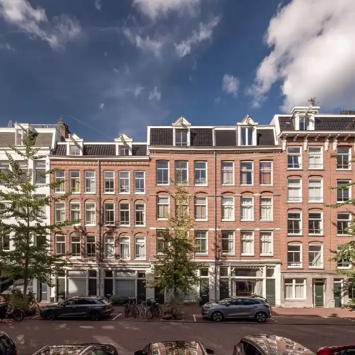 Studio te koop: Derde Hugo de Grootstraat 1, Frederik Hendrikbuurt-Zuidoost Amsterdam
