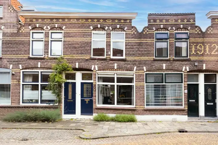 Terraced house for sale: Derde kade 50, Kadenbuurt Gouda