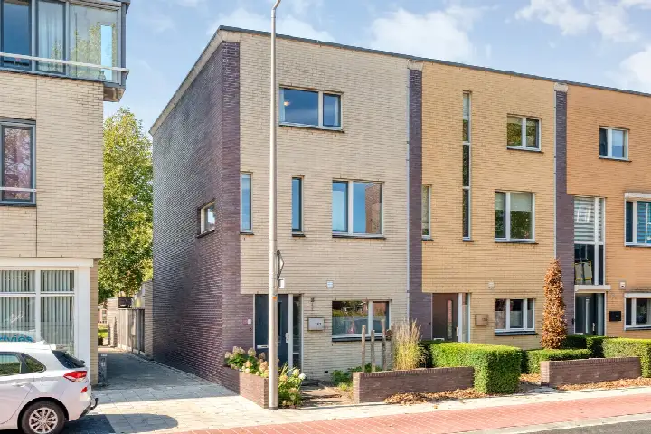 Hoekwoning te koop: Deurningerstraat 151, Walhof-Roessingh Enschede