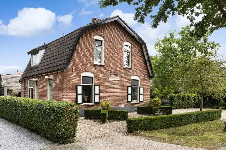 Apartment for sale: Deventerstraat 75, Oosterhof Vaassen