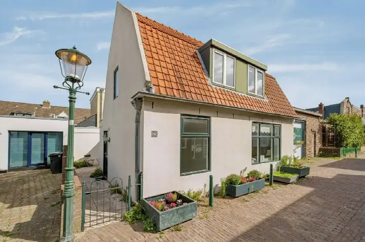 Terraced house for sale: Diaconiehuisstraat 25, Centrum Zandvoort