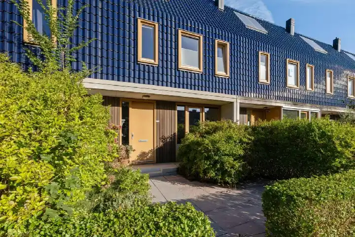 Terraced house for sale: Diamantlaan 179, Vinkhuizen-Noord Groningen