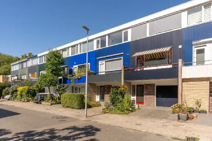 Tussenwoning te koop: Dianadreef 18, Wolga- en Donaudreef en omgeving Utrecht