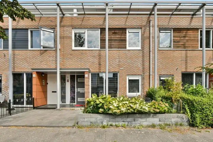 Terraced house for sale: Dick Laanweg 16, Literatuurwijk Zuid Almere