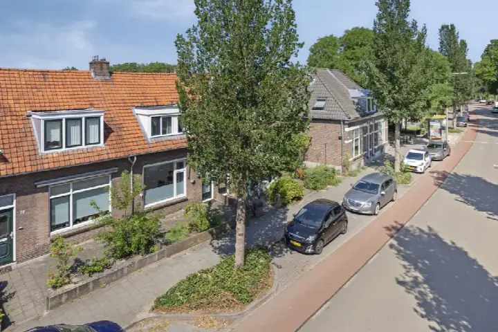 Terraced house for sale: Diepenveenseweg 63, Rode Dorp Deventer