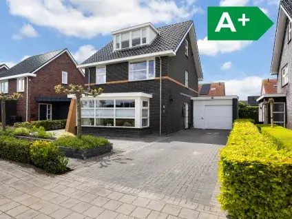 Detached house for sale: Dieuwert 9, De Trije Terpen Dokkum