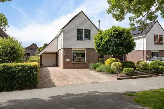 Vrijstaande woning te koop: Dijkhuizenweg 77, Oling Appingedam