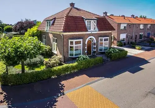 Vrijstaande woning te koop: Dijkstraat 27, Kern Beneden-Leeuwen Beneden-Leeuwen