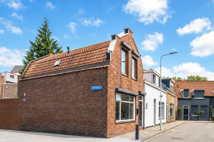 Corner house for sale: Dijkstraat 55, Binnenstad-Java Terneuzen