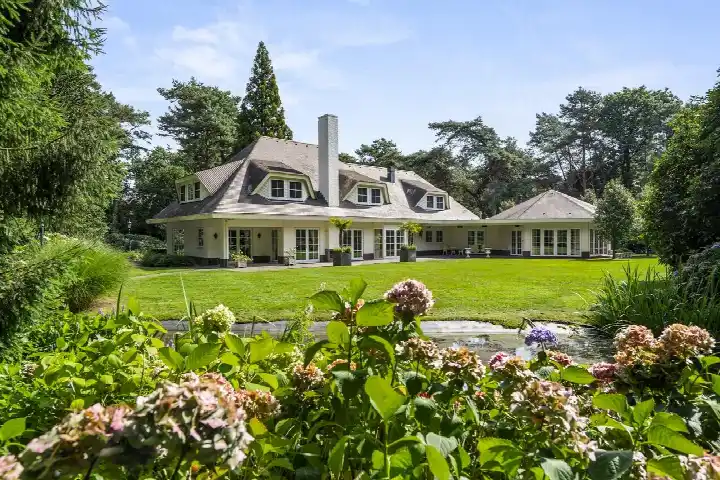 Vrijstaande woning te koop: Dikkenbergweg 64, Dikkenberg Bennekom