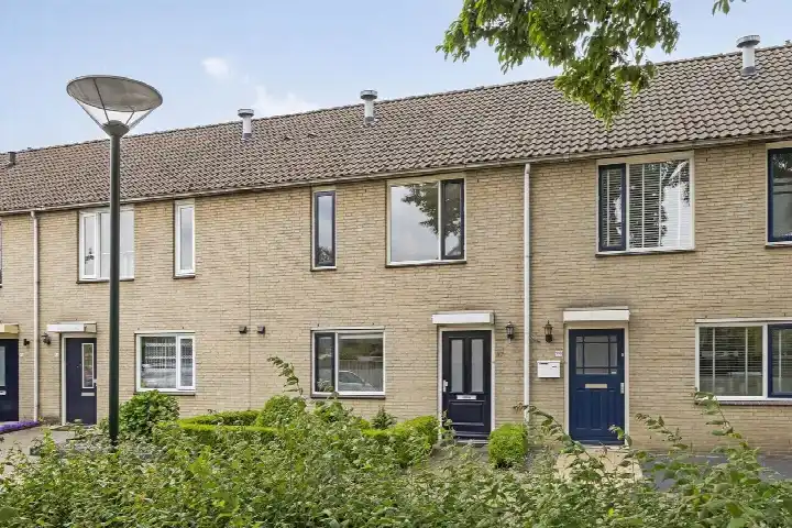 Tussenwoning te koop: Dilleveld 97, Bunderse Hoek Noord Veghel