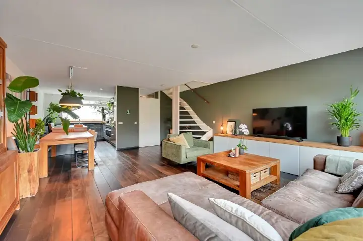 Tussenwoning te koop: Dodaarsoever 14, De Vissen 'S-Gravenhage