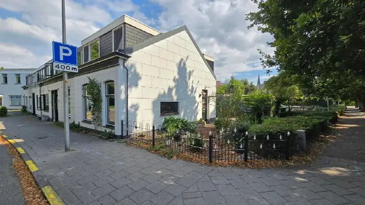 Corner house for sale: Doelstraat 26, Maasland Maasland