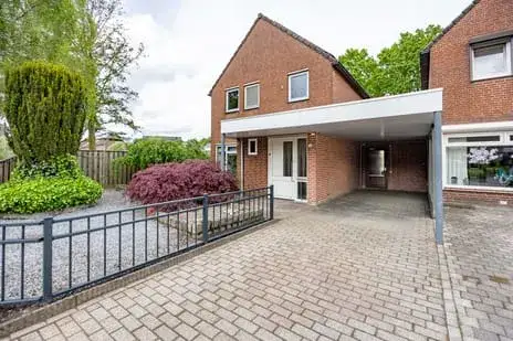 Hoekwoning te koop: Doenssenstraat 24, America America