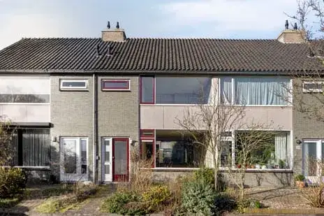 Terraced house for sale: Does 18, Aa-landen-Zuid Zwolle