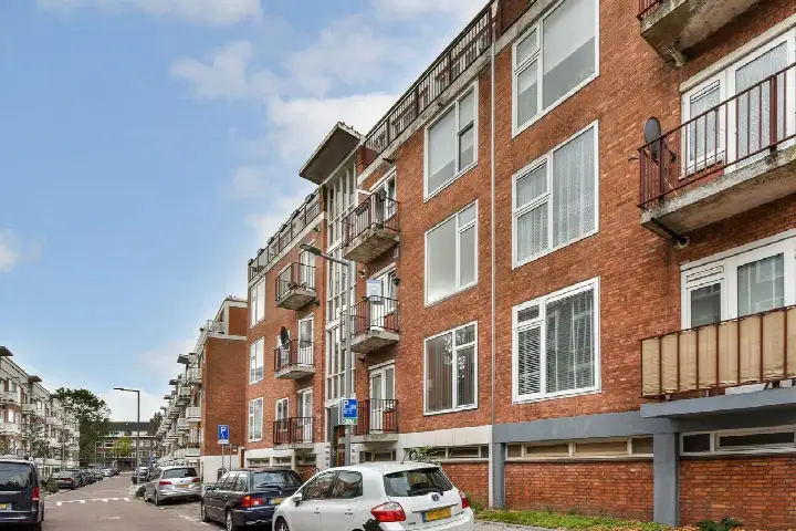 Apartment for sale: Doggerstraat 5B, Oud Mathenesse Rotterdam