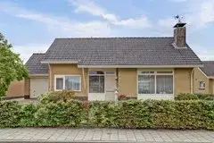 Detached house for sale: Dokter Van Der Moerstraat 4, Poldertje Arnemuiden