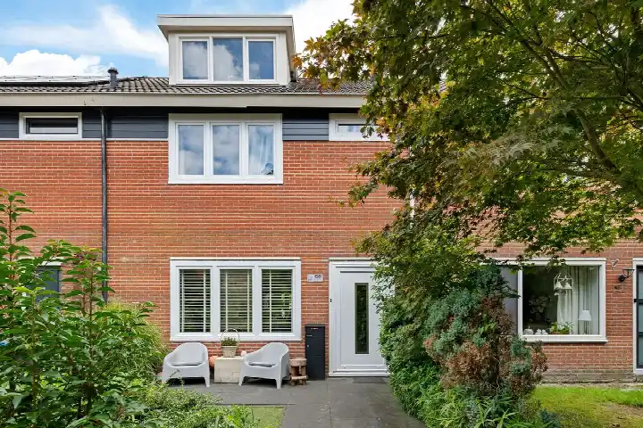 Tussenwoning te koop: Dollard 158, De Drait zuidwest Drachten
