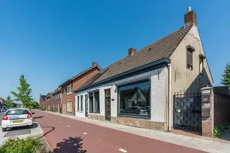 Twee-onder-één-kap te koop: Dommelseweg 108, Kerkakkers Valkenswaard