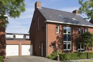 Terraced house for sale: Donar 49-2, Lingebuurt Elst