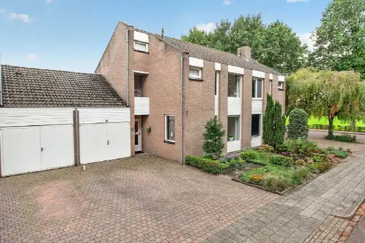 Tussenwoning te koop: Donge 18, Koolhof-Zuid Deurne