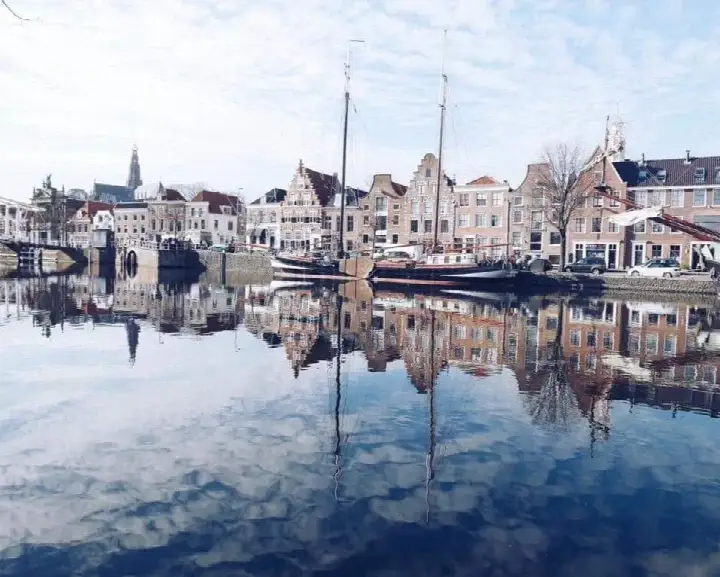 Woning te huur: Donkere Spaarne, Bakenes Haarlem