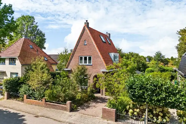 Detached house for sale: Doornenkampseweg 4, Heidestein Heelsum