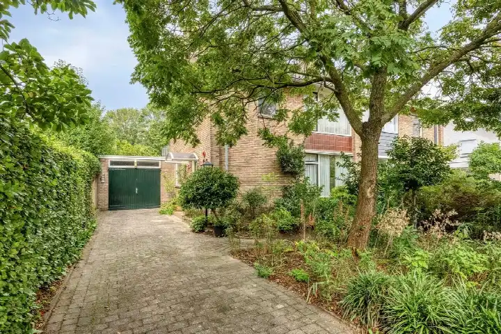 Tussenwoning te koop: Doornhoek 7, Berlicum Berlicum