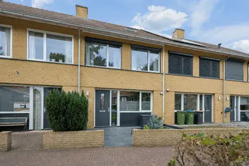 Tussenwoning te koop: Doornlaan 21, Uitvindersbuurt Ede
