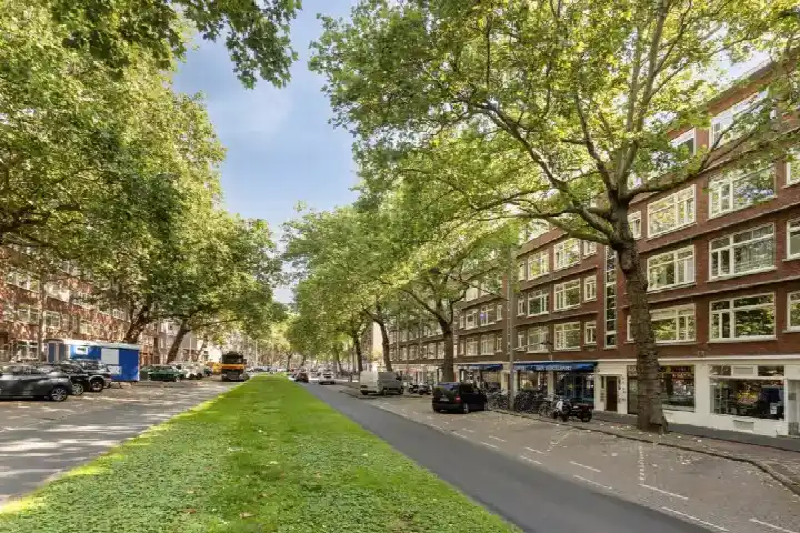 Appartement te koop: Dordtselaan 134B, Bloemhof Rotterdam