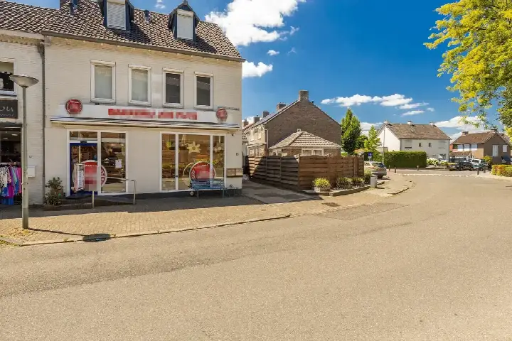Appartement te koop: Dorine Verschureplein 13A, Elsloo Elsloo