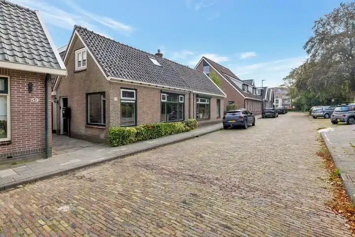 Twee-onder-één-kap te koop: Dorpen 61, Schagen-Centrum-Zuid Schagen