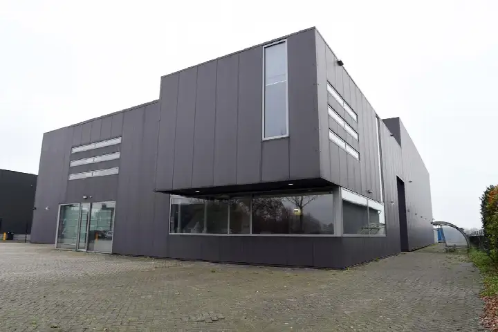 Vrijstaande woning te koop: Dorpsstraat 20, Loosbroek Loosbroek