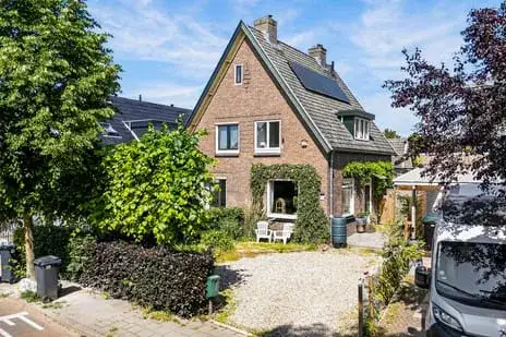 Twee-onder-één-kap te koop: Dorpsstraat 22, Rheden Rheden